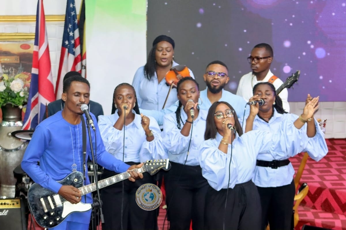 616416831_1295056669323197_7629382057964350843_n